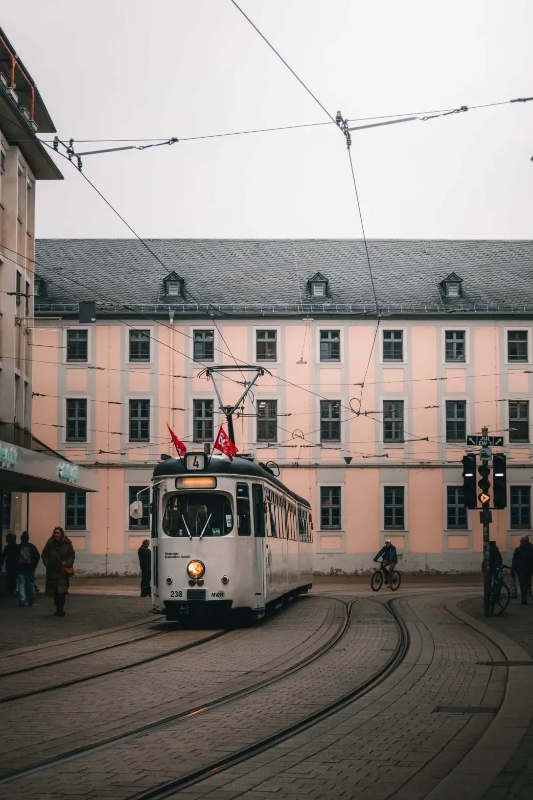 i22 10